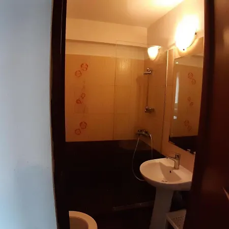 Piata Amzei Old Town * בוקרשט