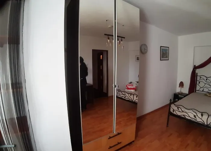 Piata Amzei Old Town Apartman *